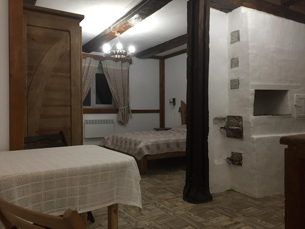 Эко Отель "Золотая Подкова" Sharhorod Exterior foto