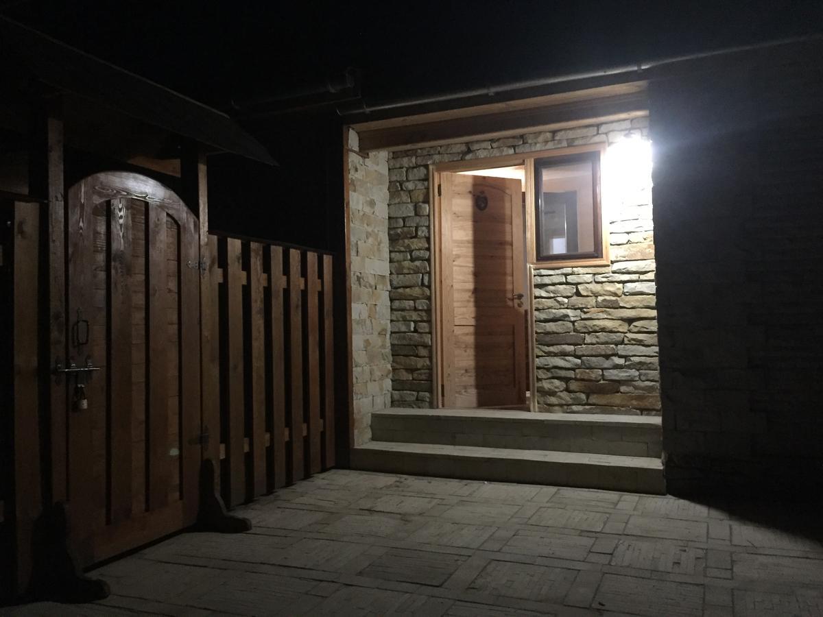 Эко Отель "Золотая Подкова" Sharhorod Exterior foto